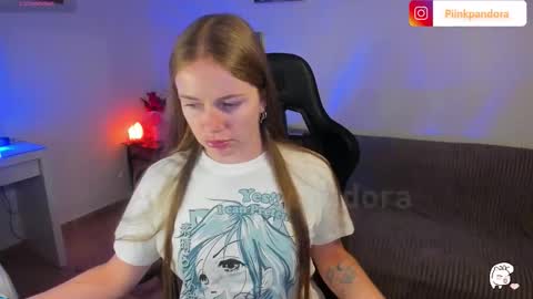 PiinkPandora online show from 09/26/25, 08:24
