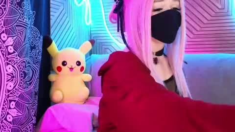 Snapshot of pika_pikaa chatting on 05/10/26, 12:16 Sonya online show from 05/10/26, 12:16
