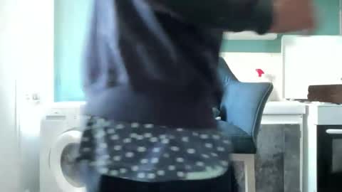 Pikafounes online show from 04/13/26, 07:25