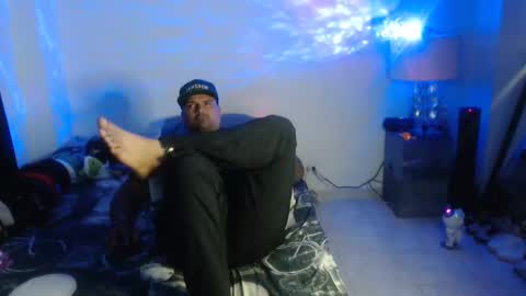 pikoro_gomez online show from 12/21/24, 08:07