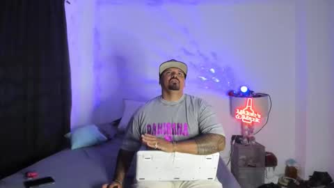 pikoro_gomez online show from 04/21/26, 01:18