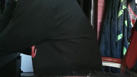 Snapshot of pils001 chatting on 09/28/25, 04:01 Pils online show from 09/28/25, 04:01