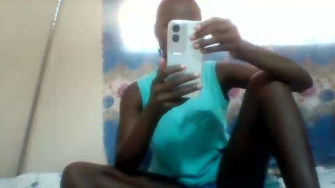 pinah1997 online show from 02/05/25, 10:19