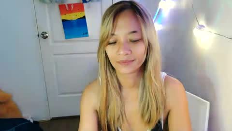 pinay beauty14 online show from 02/19/25, 11:04