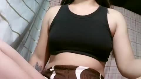 pinay_janella10 online show from 09/17/25, 11:56