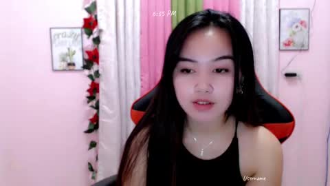 pinay_nica online show from 12/19/24, 10:34
