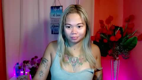 Snapshot of pinay_sweetlenatashaxx chatting on 10/23/25, 05:33 call me natasha online show from 10/23/25, 05:33