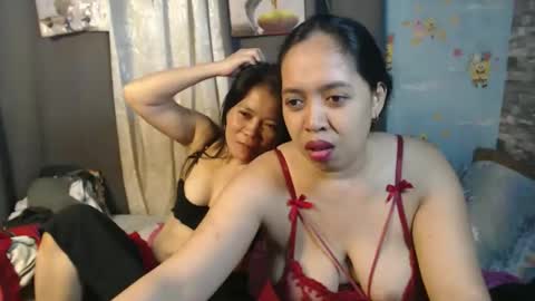 pinayhotmama08 online show from 04/24/26, 12:35