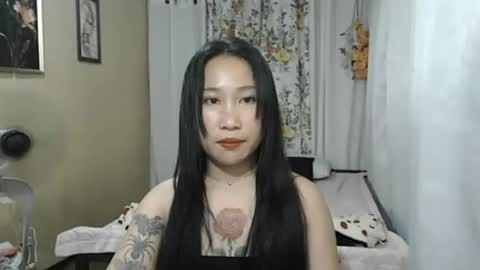 Snapshot of pinayhotty_yumie chatting on 05/06/26, 12:10 yumie online show from 05/06/26, 12:10