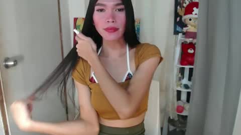 Snapshot of pinayjessaxxx chatting on 01/12/25, 01:21 pinayjessaxxx online show from 01/12/25, 01:21