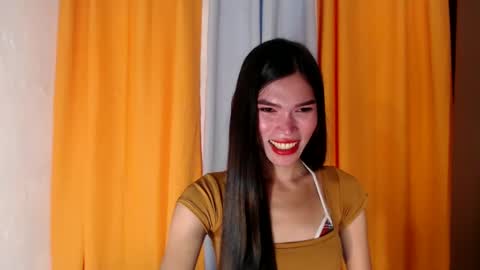 Snapshot of pinayjessaxxx chatting on 02/06/25, 12:54 pinayjessaxxx online show from 02/06/25, 12:54