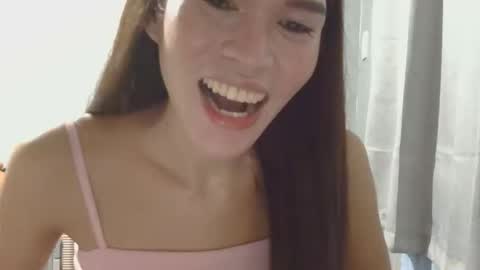 Snapshot of pinayjessaxxx chatting on 04/30/26, 10:21 pinayjessaxxx online show from 04/30/26, 10:21