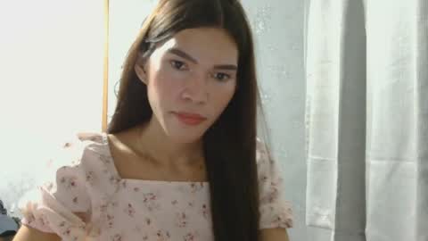 Snapshot of pinayjessaxxx chatting on 06/14/26, 01:24 pinayjessaxxx online show from 06/14/26, 01:24