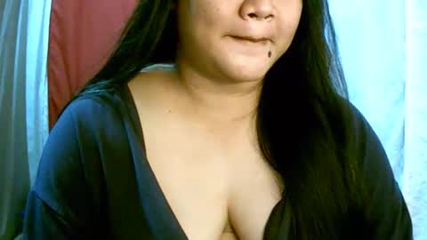 pinayjona online show from 10/06/25, 10:23