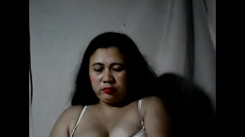 Snapshot of pinaymama12345 chatting on 01/05/25, 01:15 pinaymama12345 online show from 01/05/25, 01:15