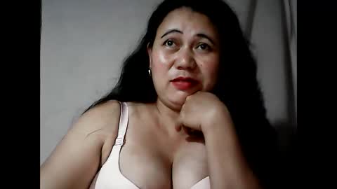 Snapshot of pinaymama12345 chatting on 02/24/25, 04:05 pinaymama12345 online show from 02/24/25, 04:05