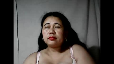 Snapshot of pinaymama12345 chatting on 02/25/25, 01:09 pinaymama12345 online show from 02/25/25, 01:09