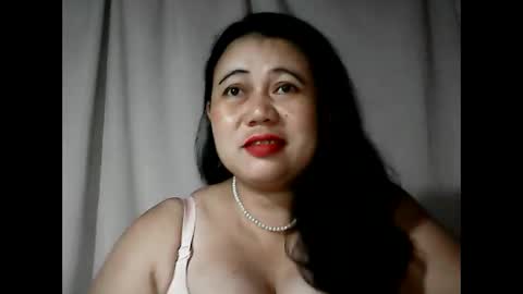 Snapshot of pinaymama12345 chatting on 09/10/25, 10:43 pinaymama12345 online show from 09/10/25, 10:43