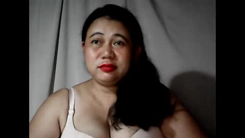 Snapshot of pinaymama12345 chatting on 10/04/25, 10:41 pinaymama12345 online show from 10/04/25, 10:41