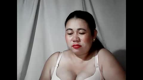 pinaymama12345 online show from 04/05/26, 10:07