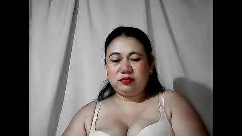 pinaymama12345 online show from 04/22/26, 10:33