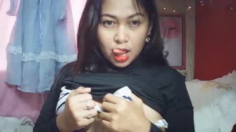 pinaysunday online show from 12/18/25, 11:44