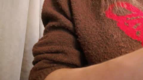       online show from 12/04/25, 06:49