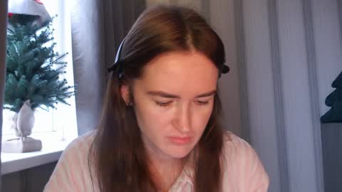       online show from 12/17/25, 07:25