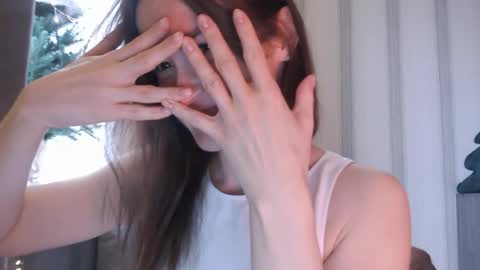       online show from 12/18/25, 07:36