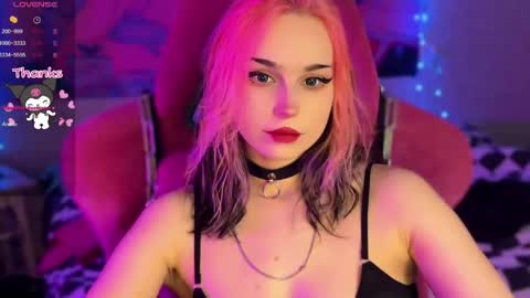 Snapshot of pineapple_dope chatting on 06/07/26, 11:08 Nancy online show from 06/07/26, 11:08