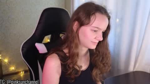 Stephanie online show from 09/13/25, 12:16