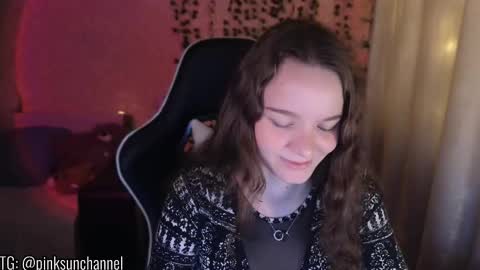 Stephanie online show from 11/16/25, 06:57