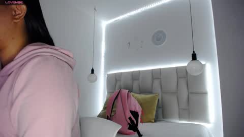 tiffany online show from 02/16/25, 08:11