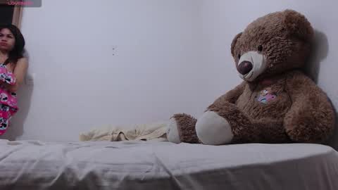 pink_love_25 online show from 03/10/26, 07:57