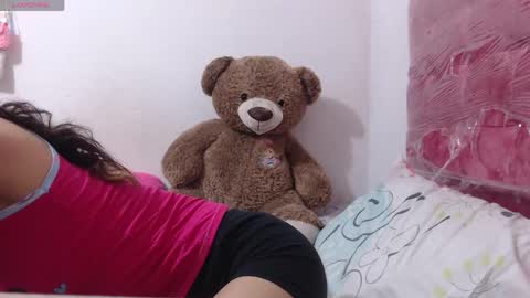 pink_love_25 online show from 04/13/26, 05:13