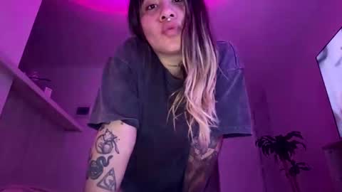 KELLY  online show from 11/24/25, 12:10