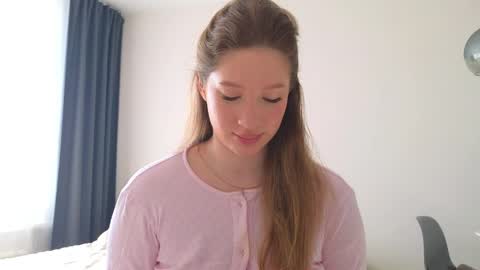   online show from 04/02/26, 03:04