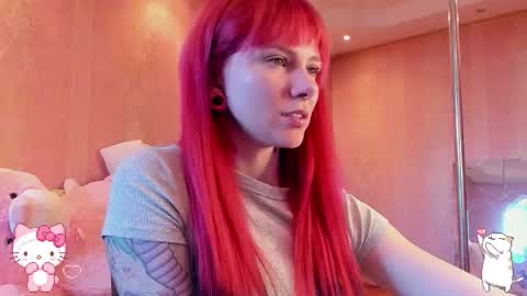 Snapshot of pink_ss chatting on 09/26/25, 01:37 Saly online show from 09/26/25, 01:37