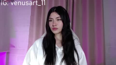 Snapshot of pinkarg chatting on 01/06/25, 03:20 - online show from 01/06/25, 03:20