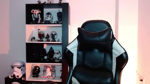 Emily online show from 09/14/25, 10:53