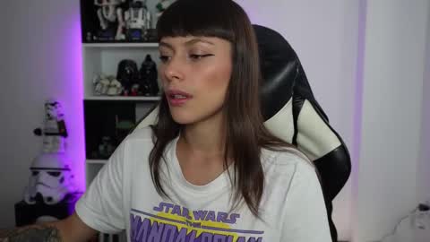 Snapshot of pinkcatlive chatting on 02/09/26, 04:11 Emily online show from 02/09/26, 04:11