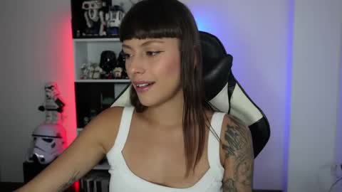 Emily online show from 03/19/26, 07:18