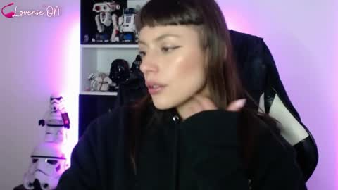 Emily online show from 04/10/26, 03:01