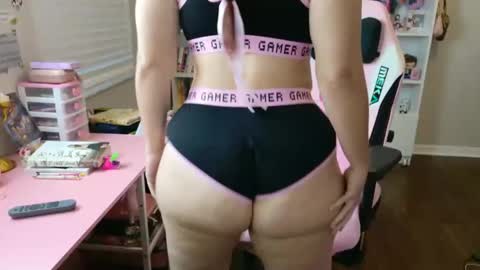 Snapshot of pinkcheetodomain chatting on 02/18/25, 11:08 pinkcheetodomain online show from 02/18/25, 11:08