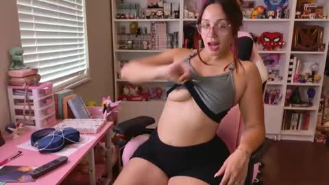 Snapshot of pinkcheetodomain chatting on 09/17/25, 06:09 pinkcheetodomain online show from 09/17/25, 06:09