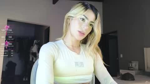 Snapshot of pinkilola chatting on 03/11/25, 12:54 Pinkilola online show from 03/11/25, 12:54