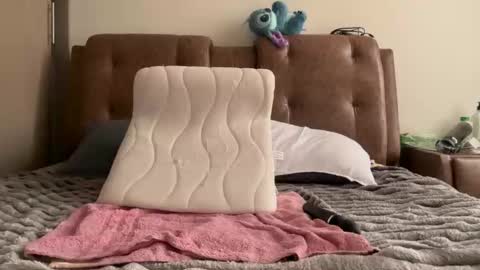 Snapshot of pinkilola chatting on 10/20/25, 11:32 Pinkilola online show from 10/20/25, 11:32