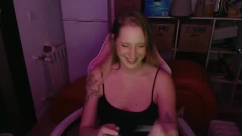 pinkladyx2 online show from 02/01/25, 01:55