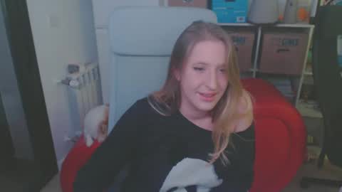 pinkladyx2 online show from 02/06/25, 11:37