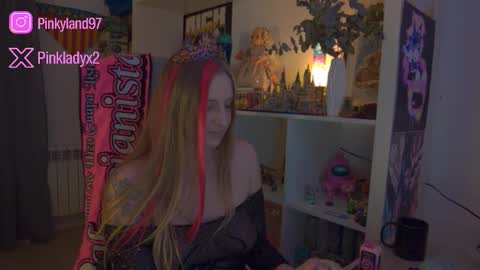 pinkladyx2 online show from 02/15/26, 11:45